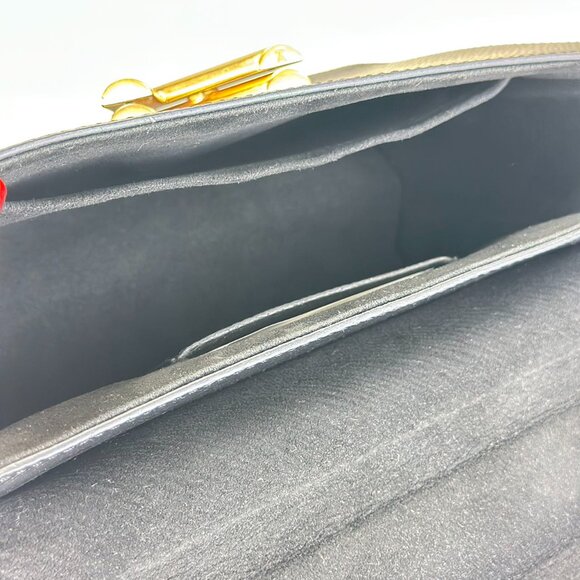 Louis Vuitton Black Epi Leather Twist Shoulder Bag Crossbody - Picture 8 of 8